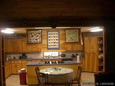 Allen Acres Bed And Breakfast DeRidder Restoran gambar